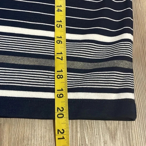 Max Studio Womens striped Skirt Size M Navy White Casual Stretch Nautical - Picture 7 of 10